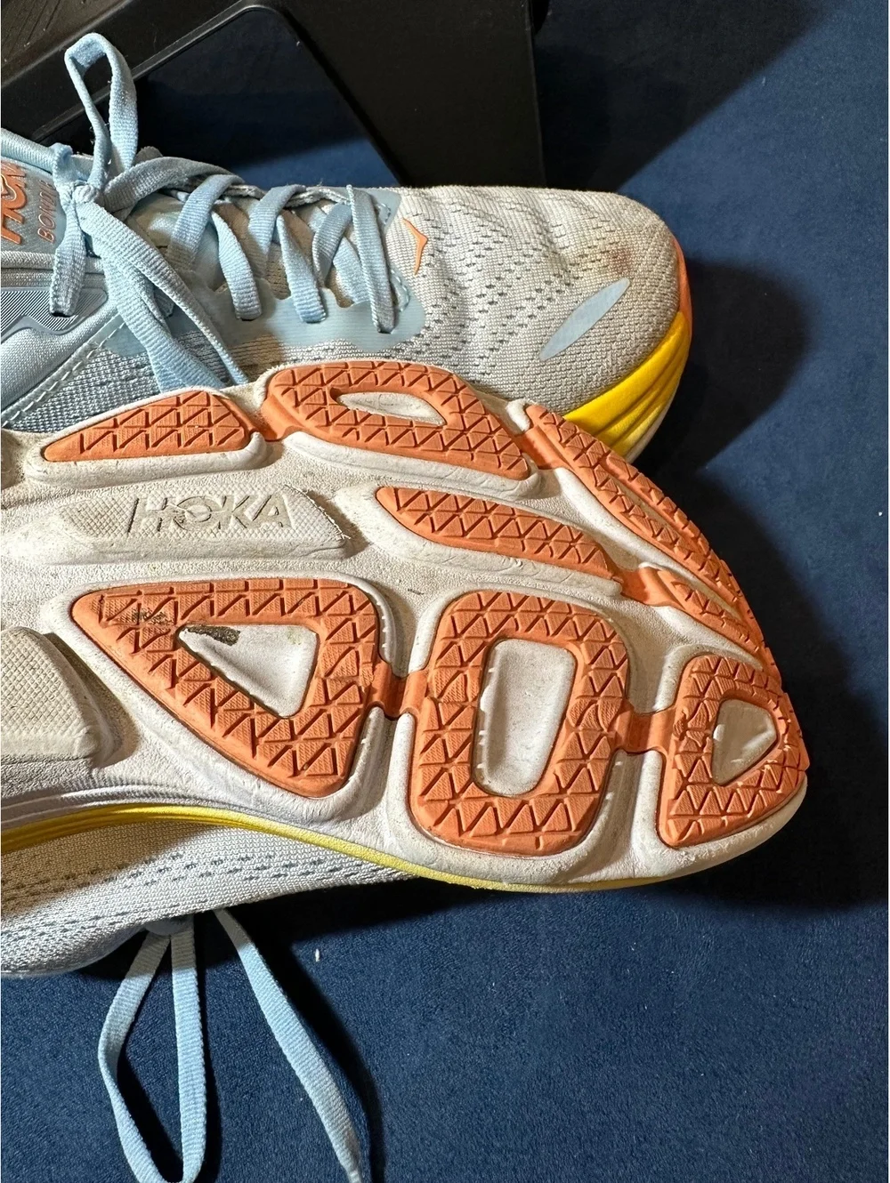 HOKA ONE ONE Bondi 8 Women's Running Shoes Size 10B Light Blue Yellow